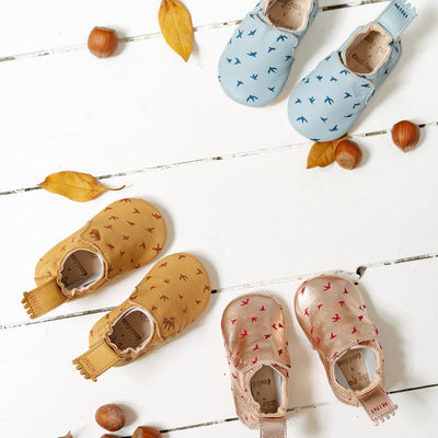 Dans les pas des petits chaussons Easy Peasy x émoi émoi