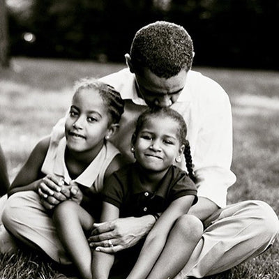 Barack, papa cool de Malia 18 ans et de Sasha 15 ans