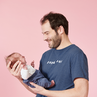 Alex et son fils Noé : L’accouchement à domicile de sa femme.