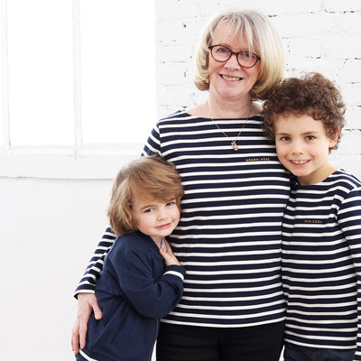 Françoise, mamie poule de Paul, 8 ans,  Victor, 3 ans et de Lou 4 mois