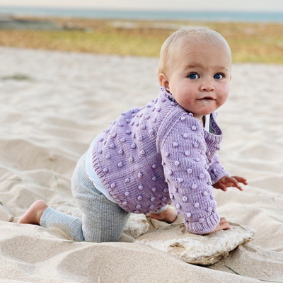 5 activités d’été Montessori à faire avec son bébé
