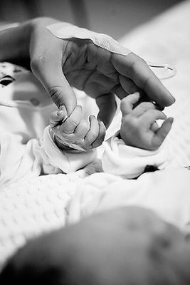 Dans ma valise de maternité il y a… des culottes jetables !