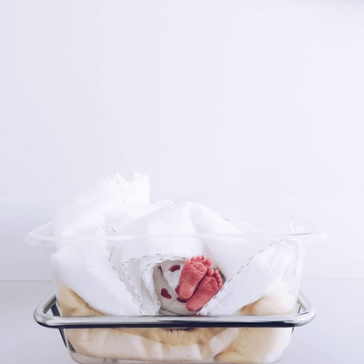 Raphaëlle, sage-femme, répond à vos questions de futures et jeunes mamans