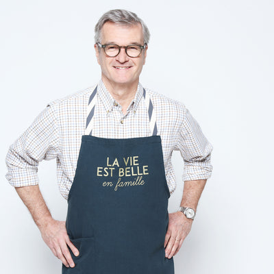 Nicolas, papa poule de Adèle, Eugénie, Margaux, Victoire, Colomban, Aimée et papy cool de Marius, 4 mois