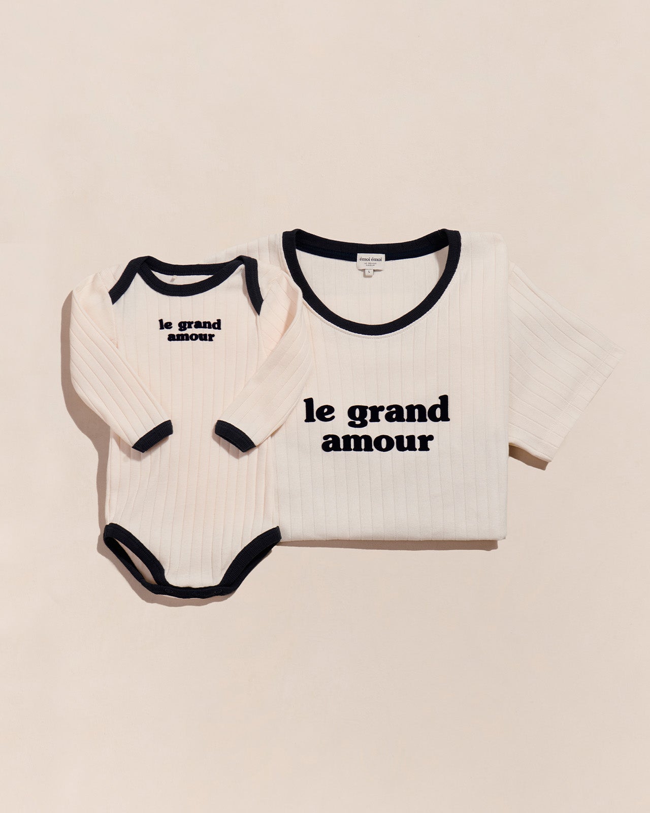 Le t-shirt et le body Le grand amour - crème