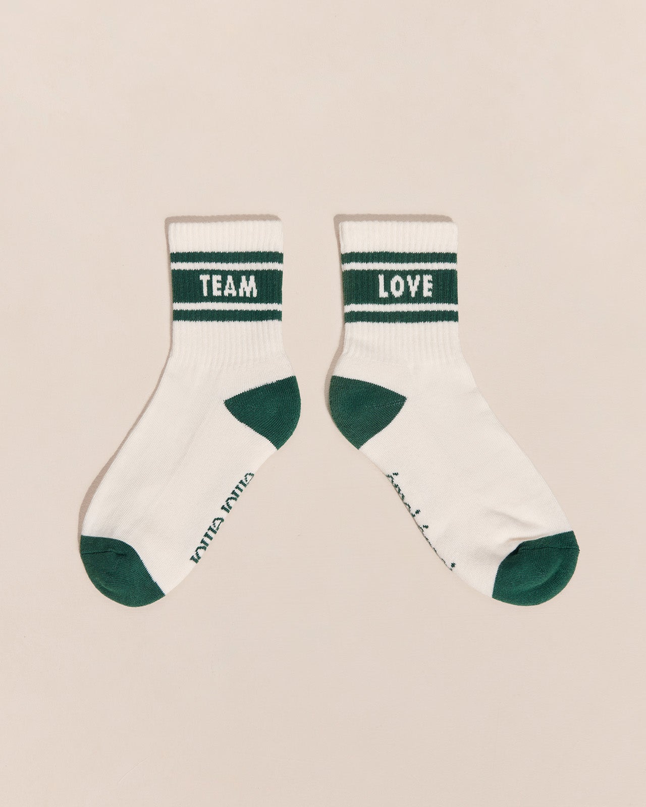 Les chaussettes Love team - crème