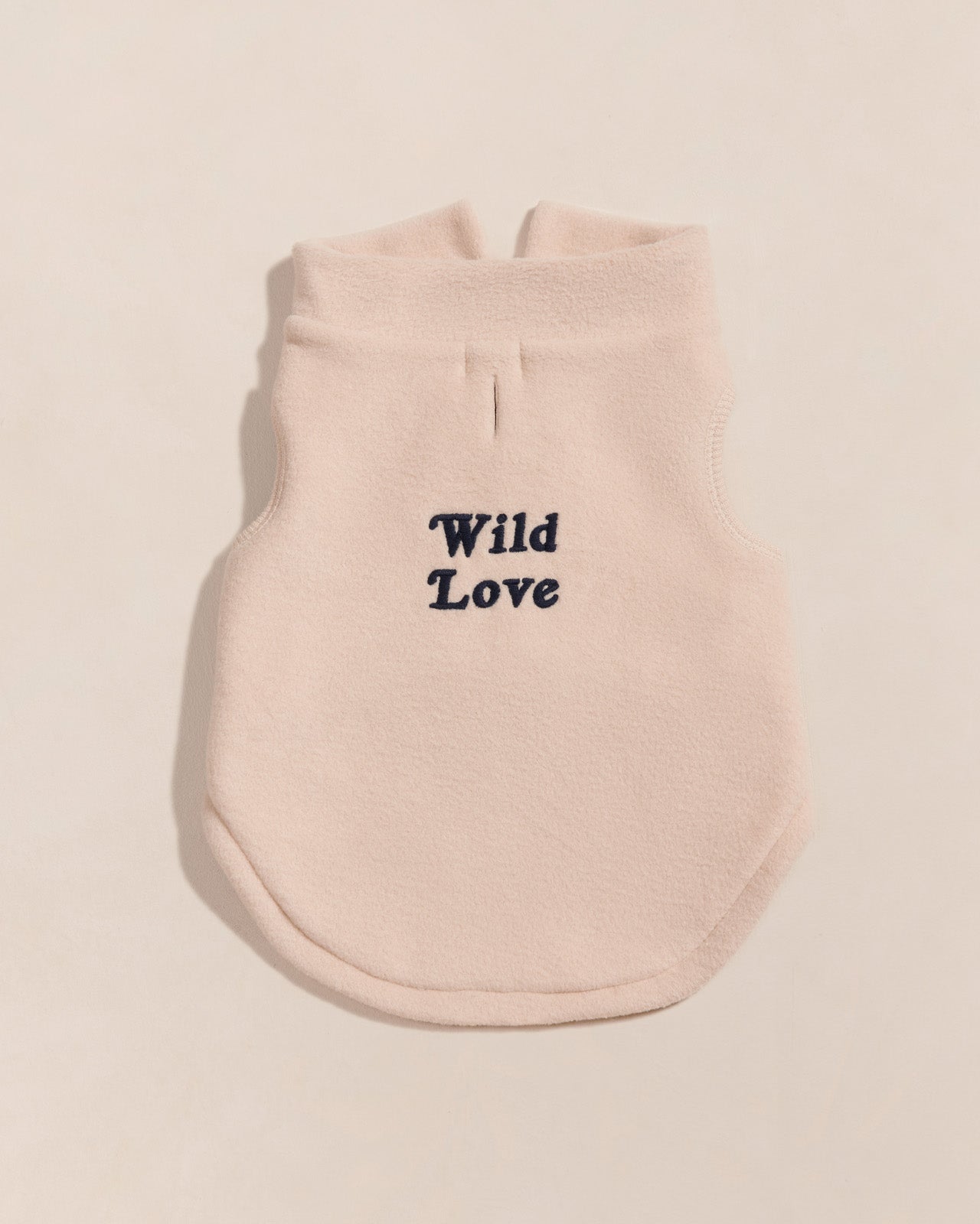 La veste pour chien Wild love en polaire recyclée - latte