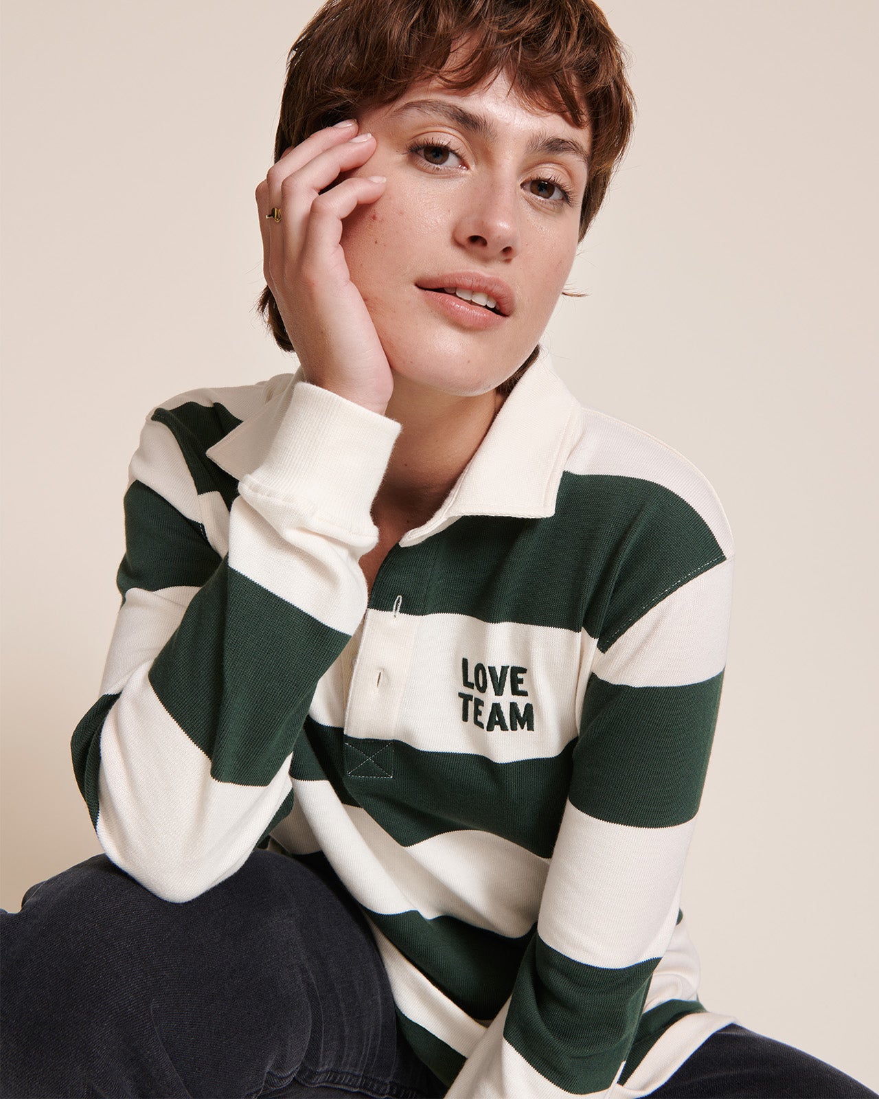 Le polo Love Team unisexe en coton bio - vert