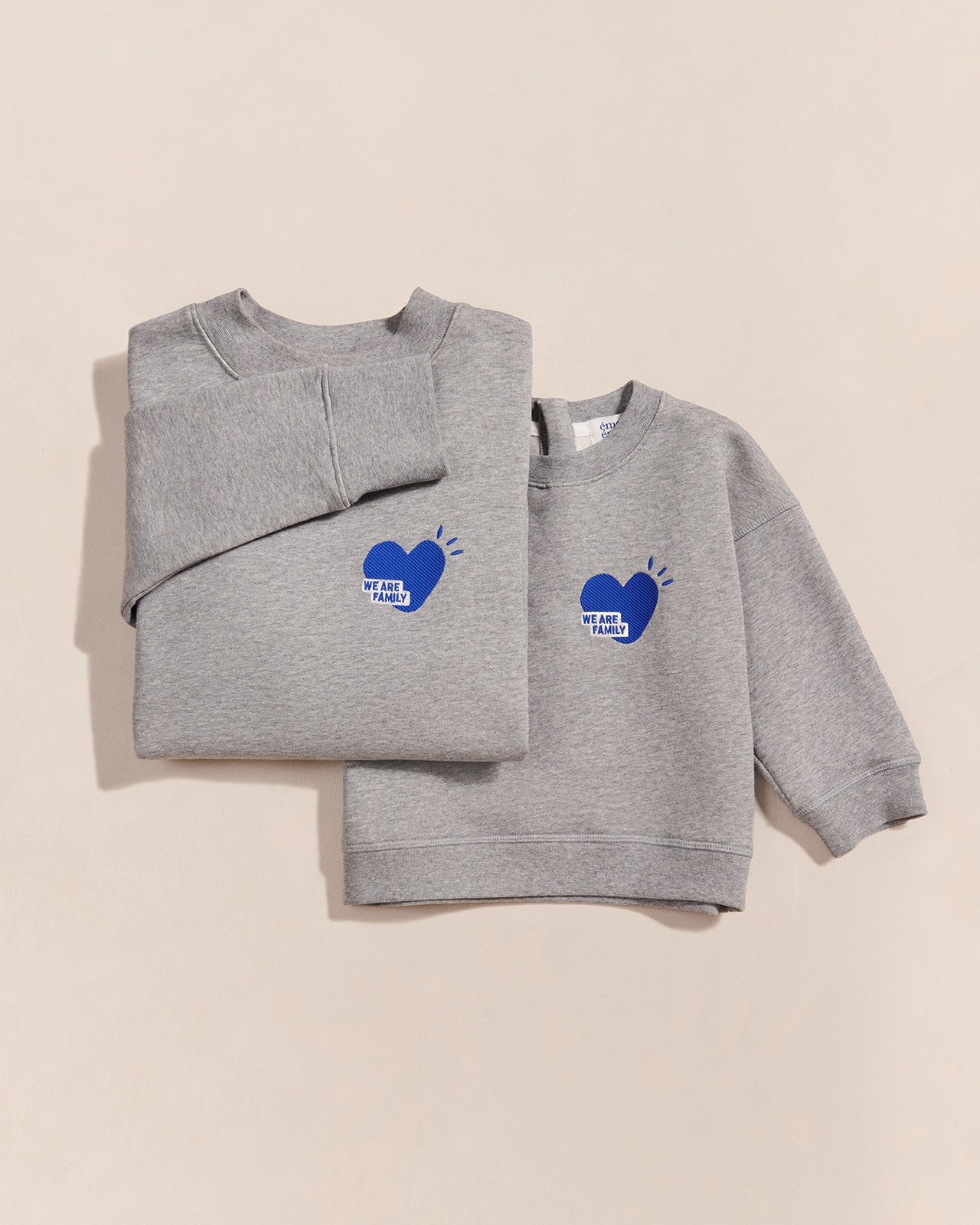 Le duo de sweats We are family en coton bio - gris chiné