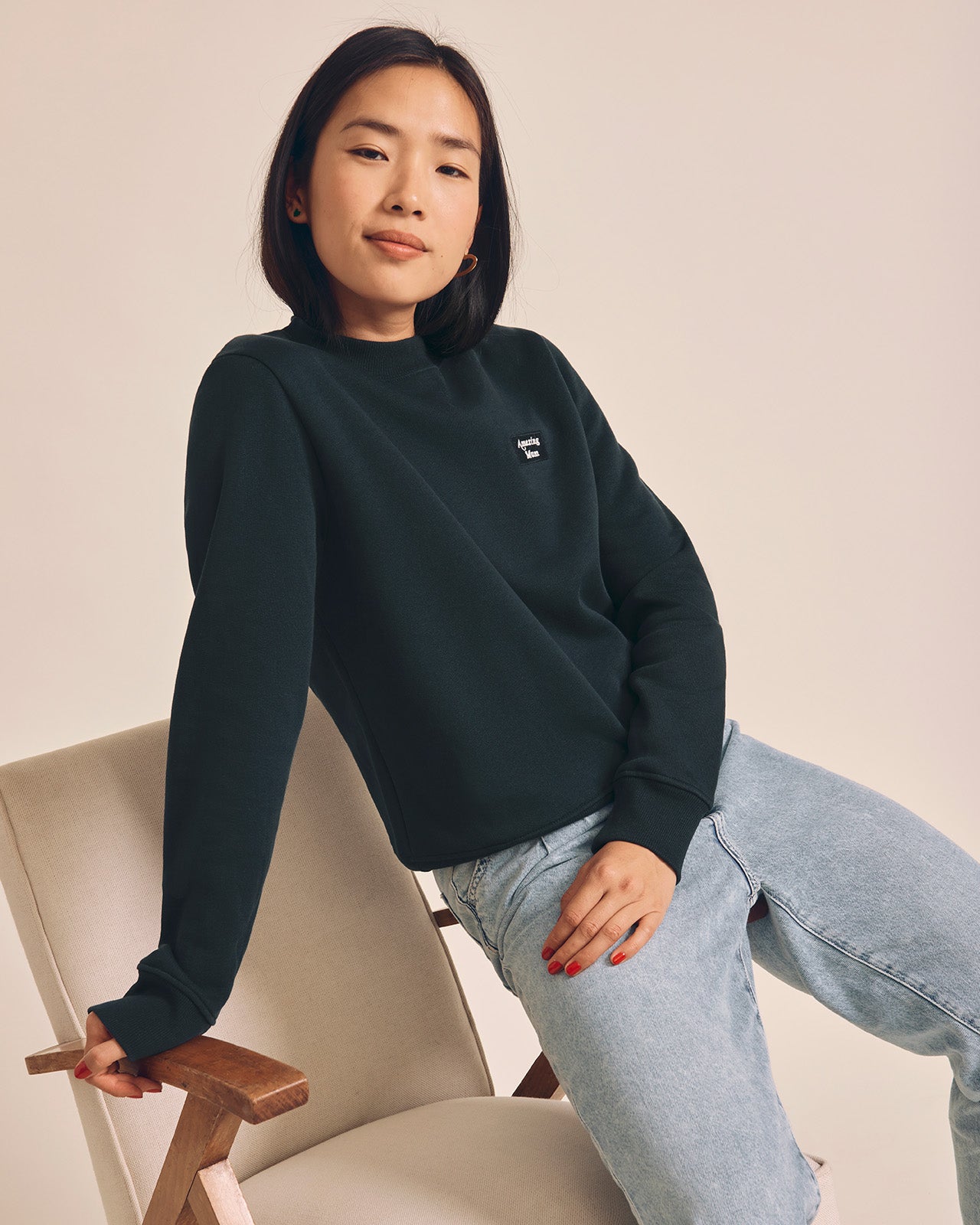 Le sweat mini patch Amazing mum en coton bio - charbon