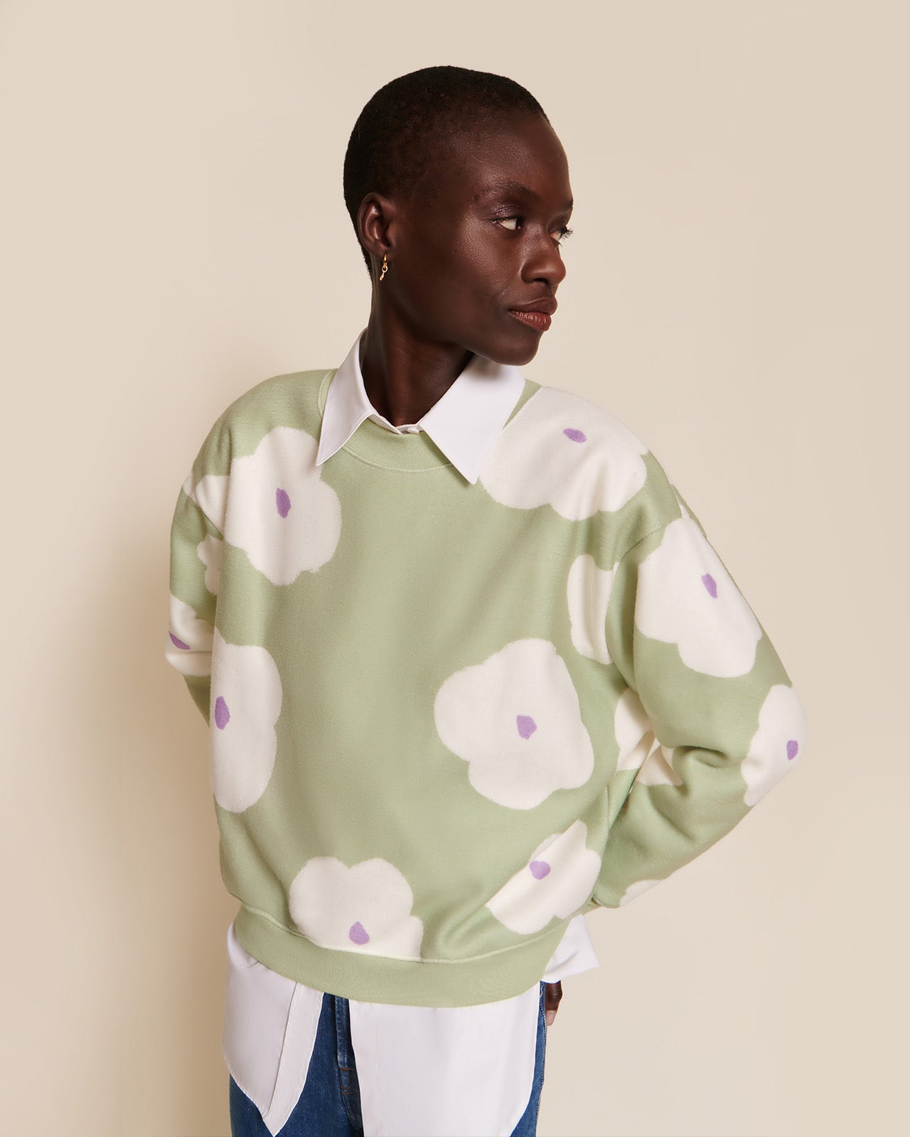 Le sweat Scarlett en polaire recyclée - Anémones nuages