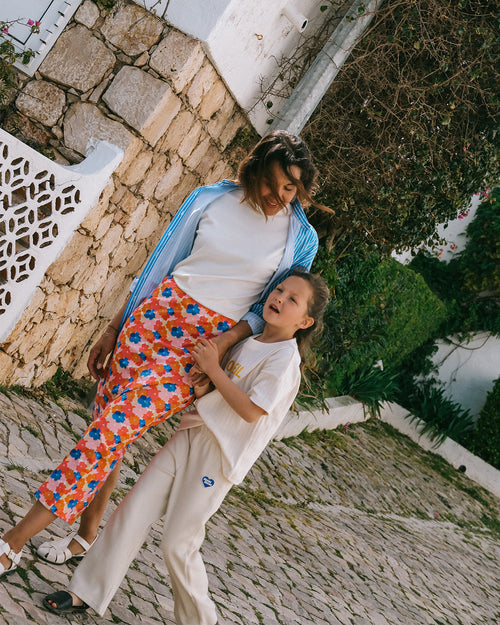 La jupe Alma en coton bio - Anémones rainbow - émoi émoi   - 2 