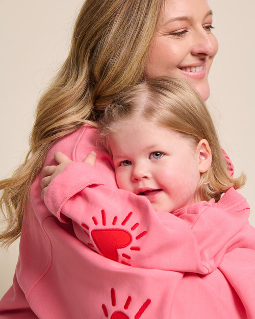 Le sweat Coeur solaire enfant avec coudières en coton bio - rose - émoi émoi   - 4 