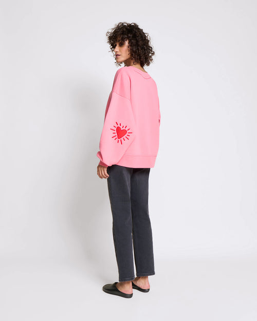 Le sweat Coeur solaire femme avec coudières en coton bio - rose - émoi émoi   - 4 