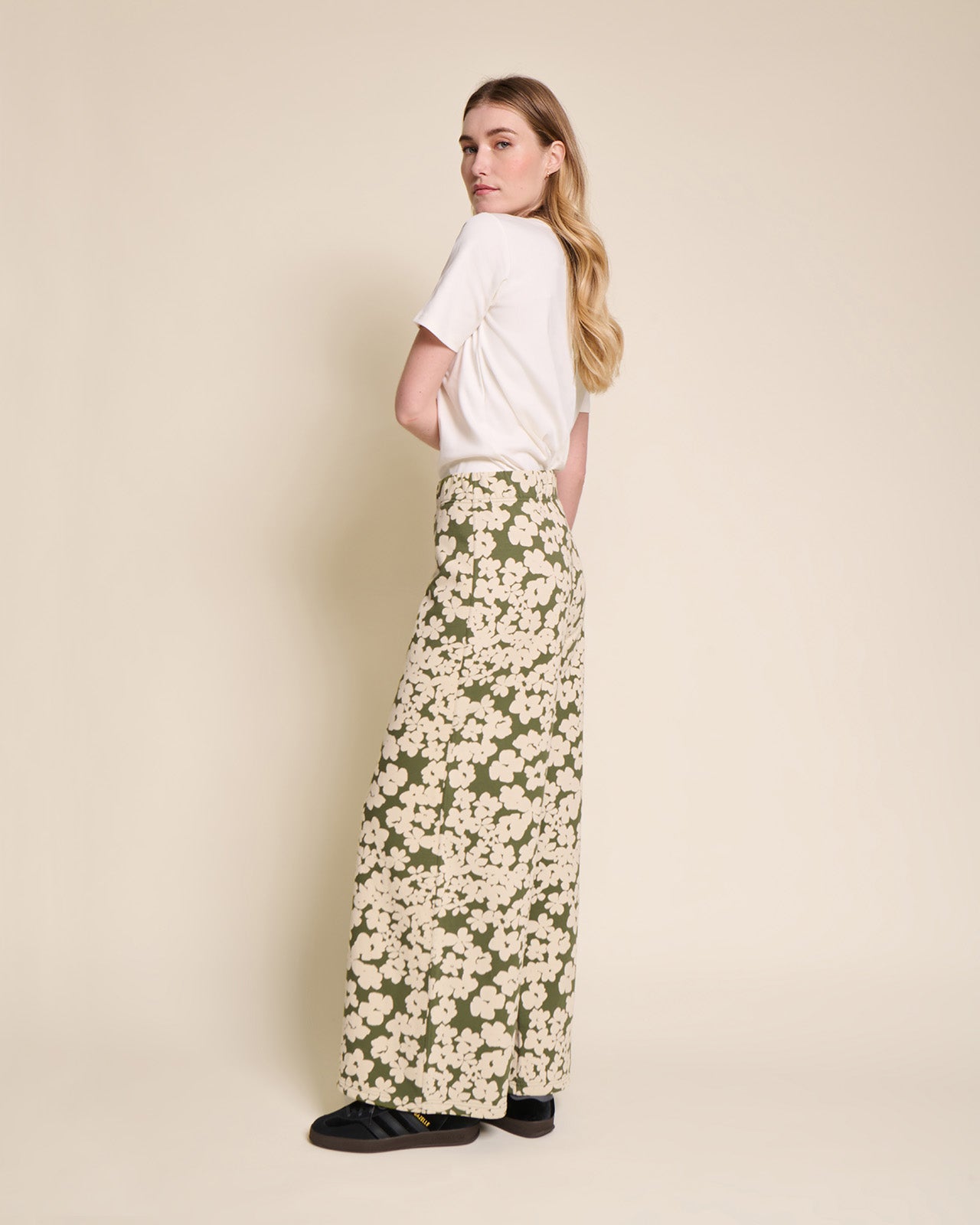 Le pantalon Pauline en coton bio - Fleurs sauvages