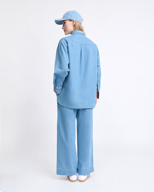 La chemise L'amour est déclaré en coton bio - denim clair - émoi émoi   - 4 