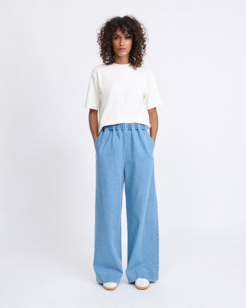 Le pantalon Pacific en coton bio - denim clair - émoi émoi   - 1 