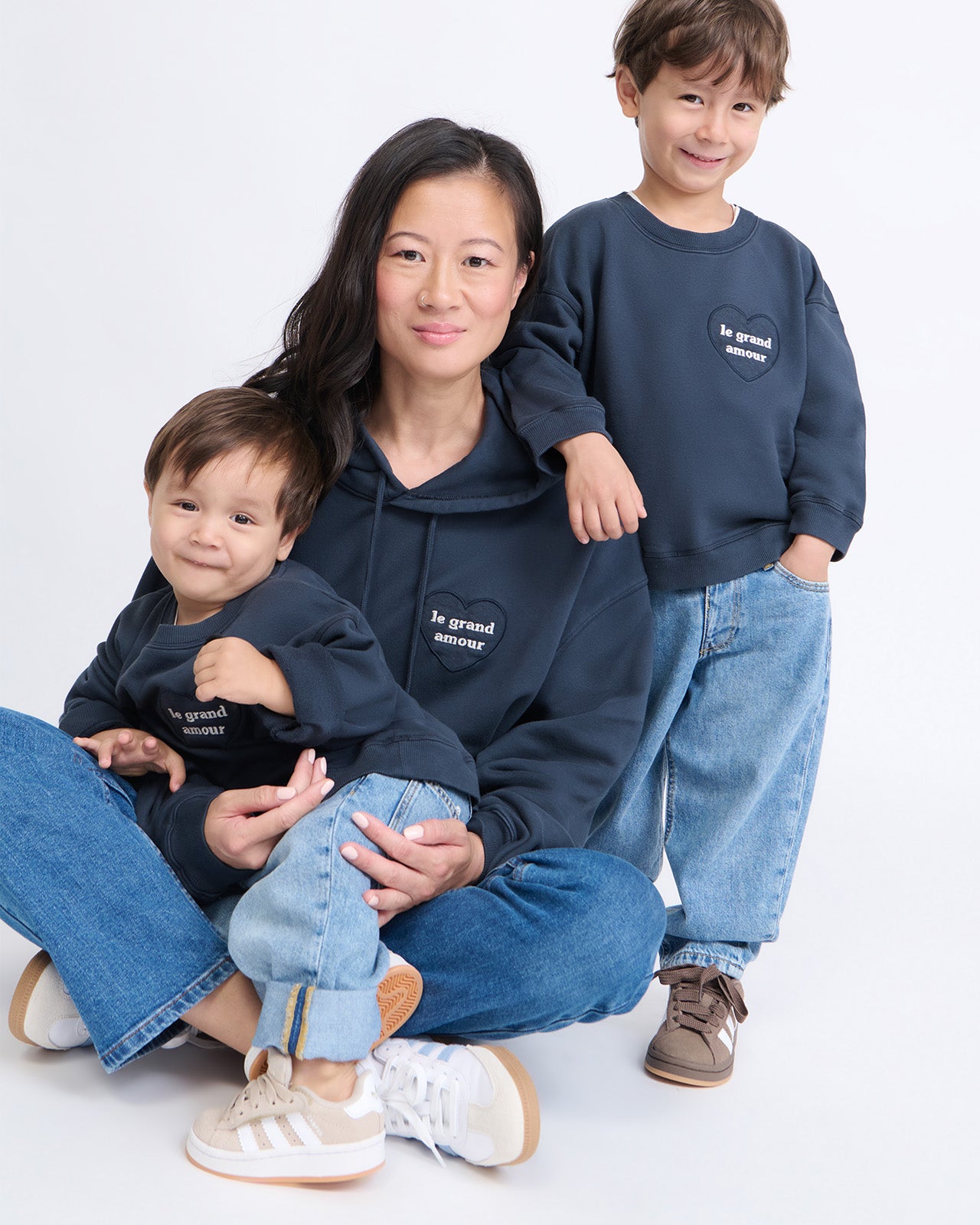 Le duo sweat et hoodie Le grand amour en coton bio - charbon