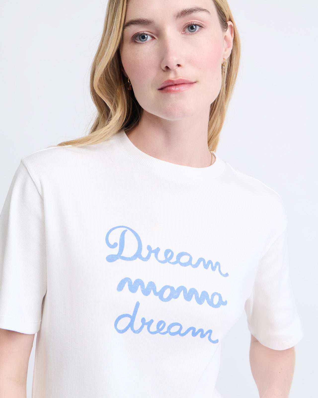 Le t-shirt Dream mama dream en coton bio côtelé - blanc