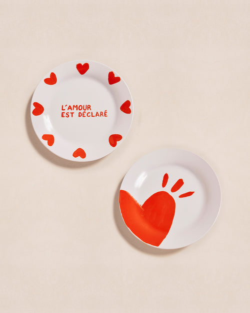 Le duo d'assiettes L'amour est déclaré rouge en porcelaine - 19 cm - émoi émoi   - 1 