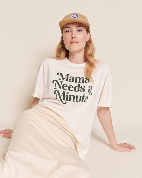 Le t-shirt Mama needs a minute en coton bio - blanc - émoi émoi   - 1 