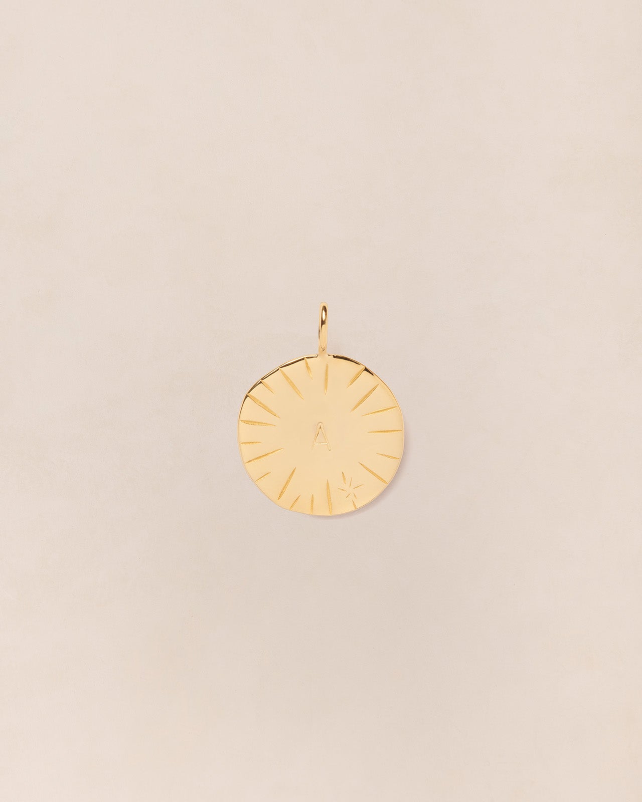 La médaille Initiale précieuse seule - en vermeil - 20mm