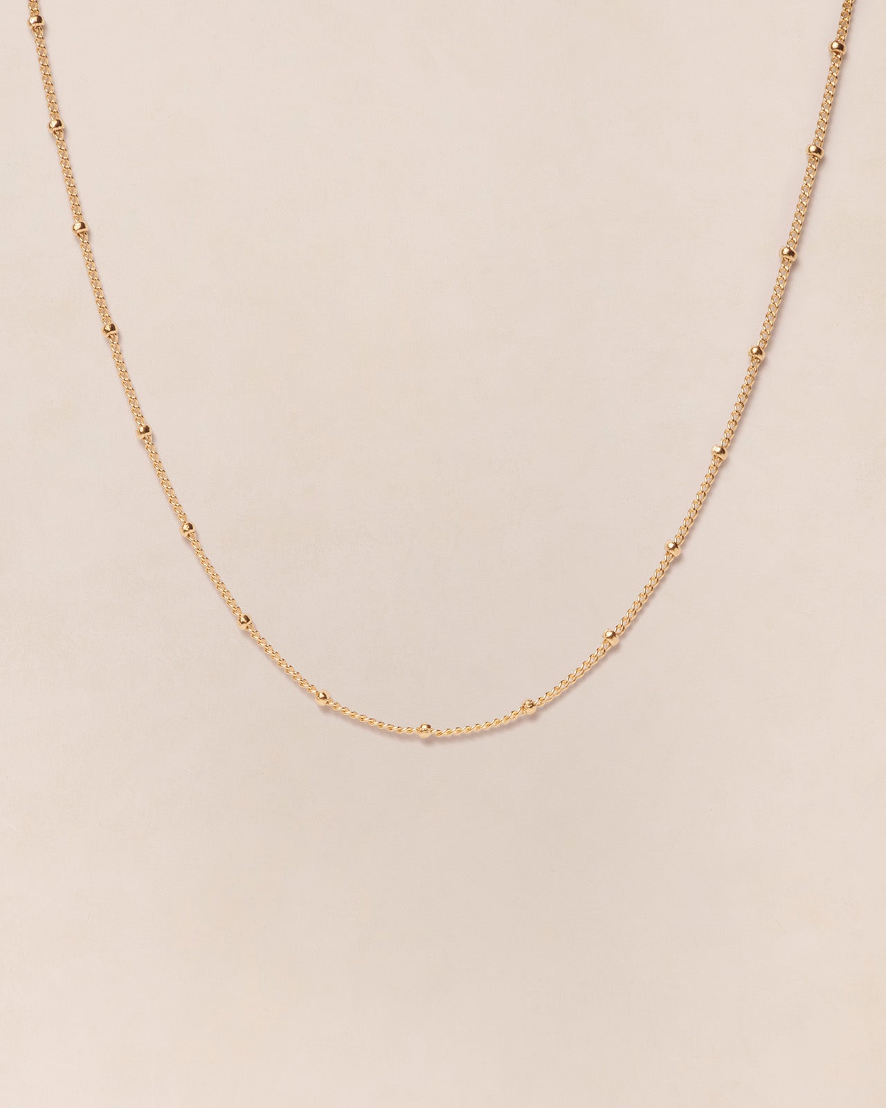 Le collier chaîne boules