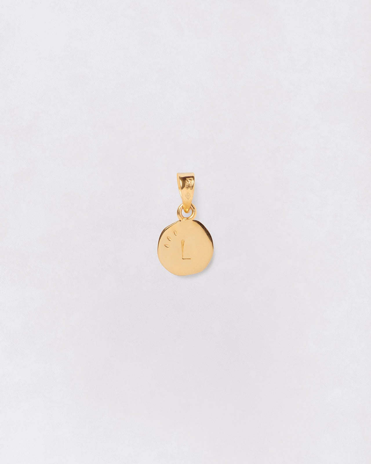 La médaille Initiale précieuse seule En plein cœur - en vermeil - 10mm