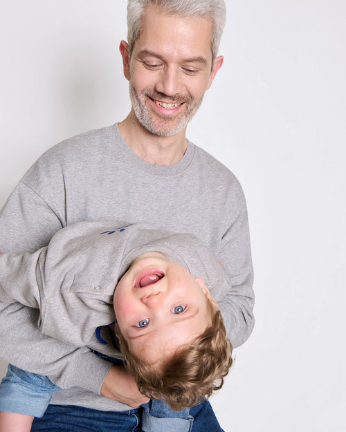 Le sweat L'amour est déclaré enfant en coton bio - gris chiné - émoi émoi   - 4 