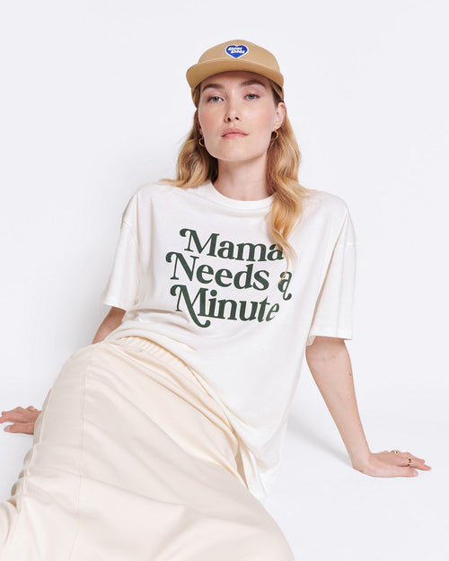 Le t-shirt Mama needs a minute en coton bio - blanc - émoi émoi   - 1 
