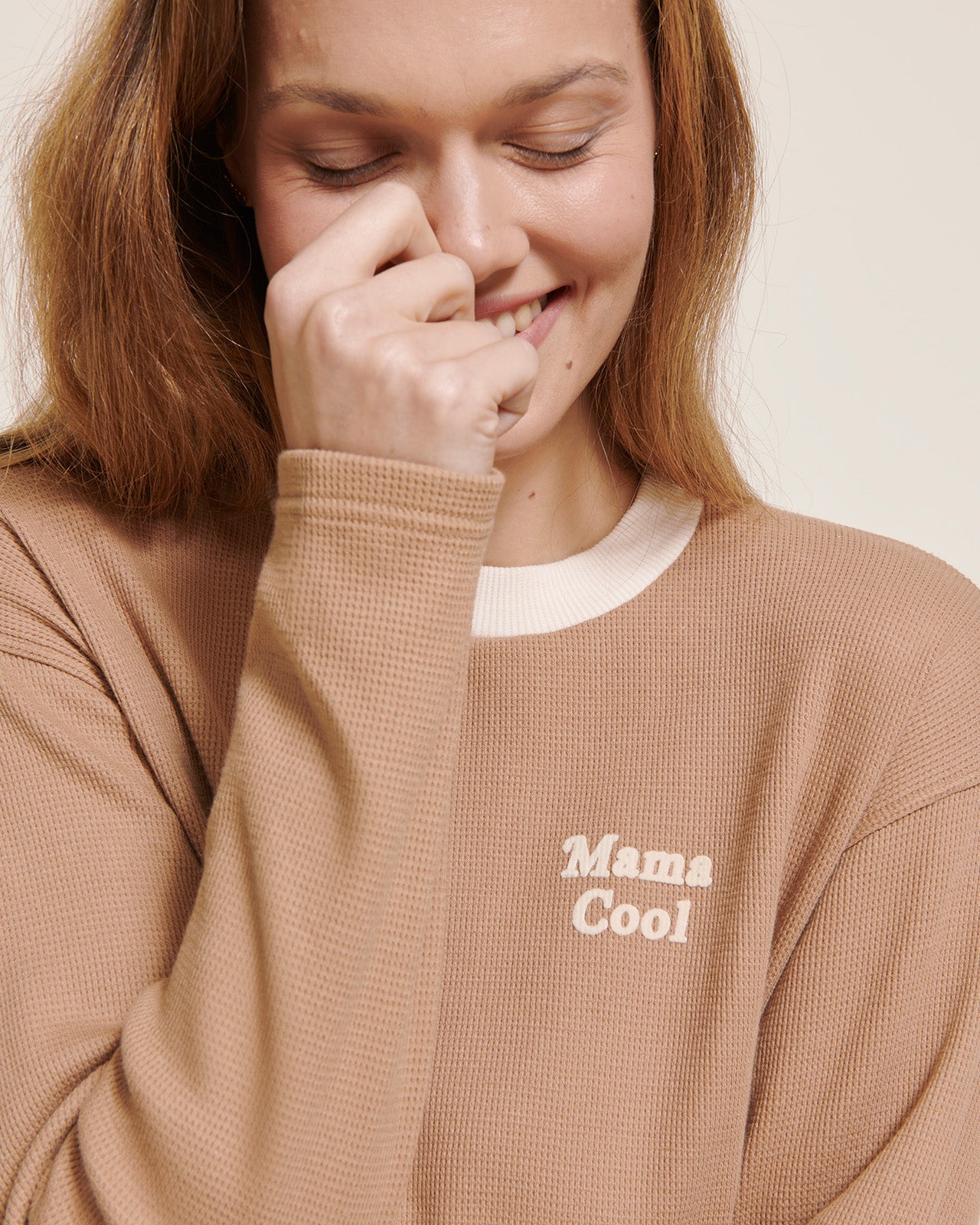 Le haut de pyjama Mama cool en coton bio nid d