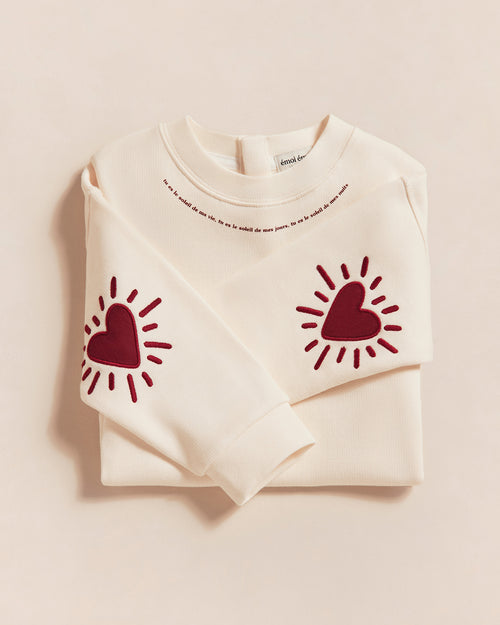 Le sweat Cœur solaire enfant avec coudières en coton bio - crème - émoi émoi   - 1 