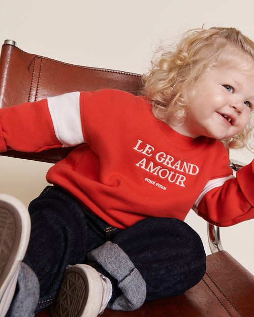 Le sweat Le grand amour enfant en coton bio - rouge - émoi émoi   - 1 