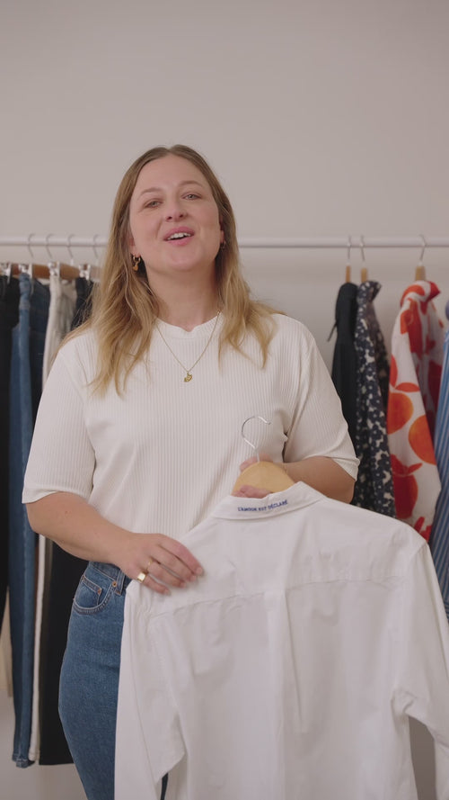 La chemise L'amour est déclaré en coton bio - denim - émoi émoi   - 21 