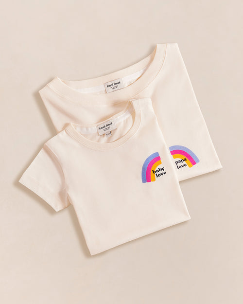 Le duo de t-shirts Rainbow Papa love x Baby love - ivoire - émoi émoi   - 1 