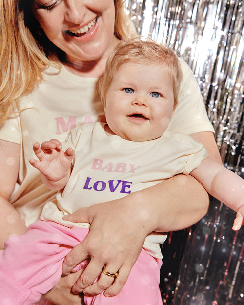 Le t-shirt Baby love en coton bio - crème - émoi émoi   - 1 