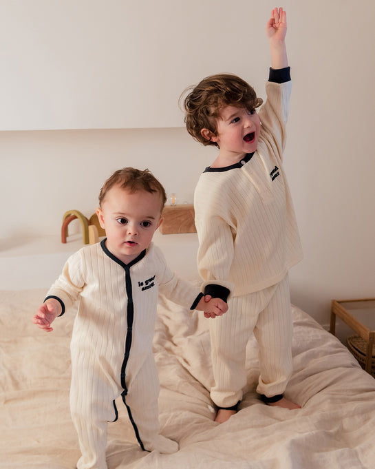 WEDFGX Nouveaux garçons Filles Pyjama Ensemble col en v Solide