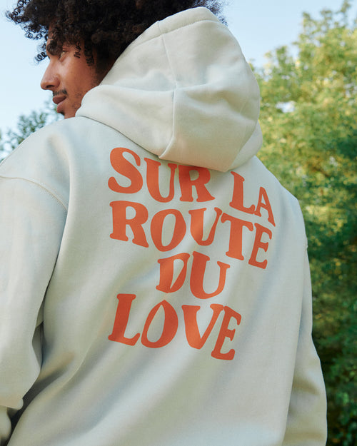 Le hoodie Sur la route du love en coton bio homme - bleu - émoi émoi   - 1 