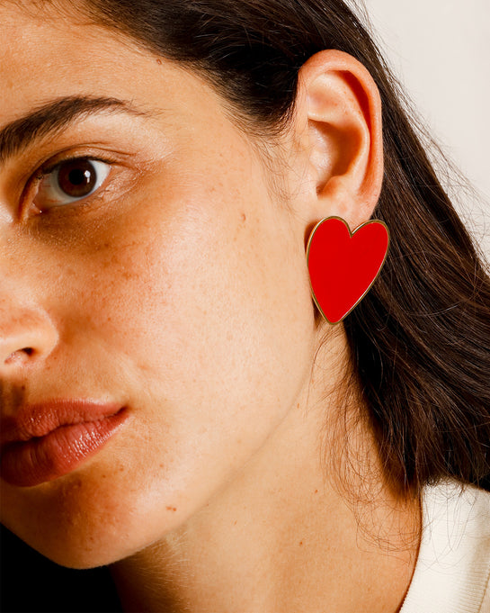 Les boucles d'oreilles Big Love - émail rouge et or fin 24 carats – émoi  émoi